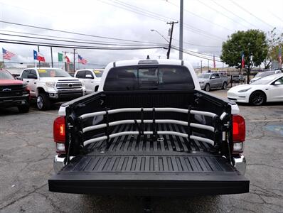 2022 Toyota Tacoma SR5 V6   - Photo 5 - Dallas, TX 75247