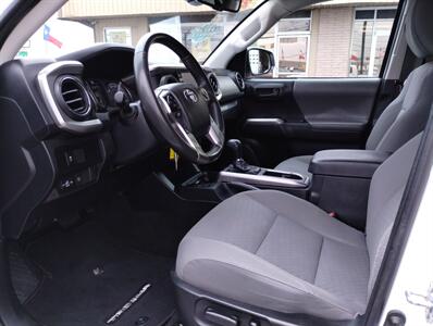 2022 Toyota Tacoma SR5 V6   - Photo 19 - Dallas, TX 75247