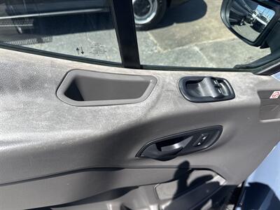 2020 Ford Transit 250   - Photo 22 - Dallas, TX 75247