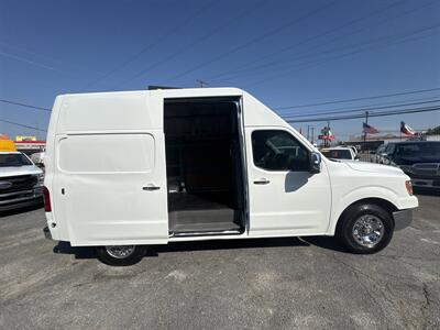 2018 Nissan NV 3500 HD SL   - Photo 14 - Dallas, TX 75247