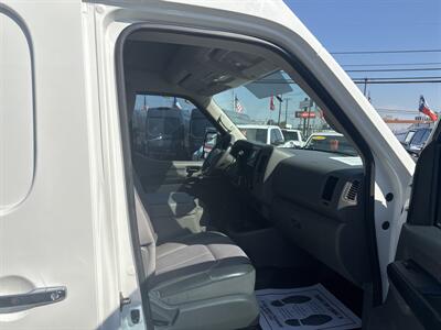 2018 Nissan NV 3500 HD SL   - Photo 16 - Dallas, TX 75247