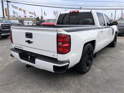 2017 Chevrolet Silverado 1500 LT   - Photo 8 - Dallas, TX 75247