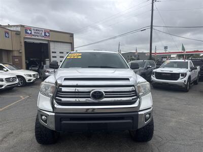 2017 Toyota Tundra SR5   - Photo 2 - Dallas, TX 75247