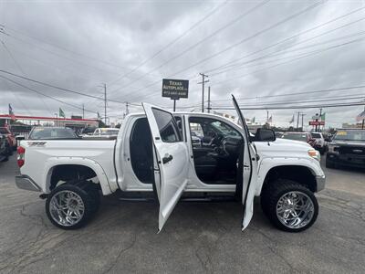 2017 Toyota Tundra SR5   - Photo 15 - Dallas, TX 75247