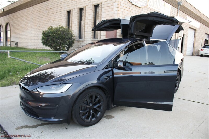 2023 Tesla Model X Standard Range  