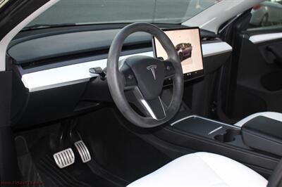 2023 Tesla Model Y Performance FSD +  FSD INCLUDED AT NO COST - Photo 15 - Rialto, CA 92376-8618