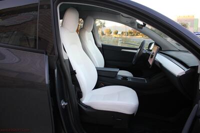 2023 Tesla Model Y Performance FSD +  FSD INCLUDED AT NO COST - Photo 11 - Rialto, CA 92376-8618