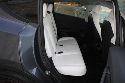 2023 Tesla Model Y Performance FSD +  FSD INCLUDED AT NO COST - Photo 12 - Rialto, CA 92376-8618