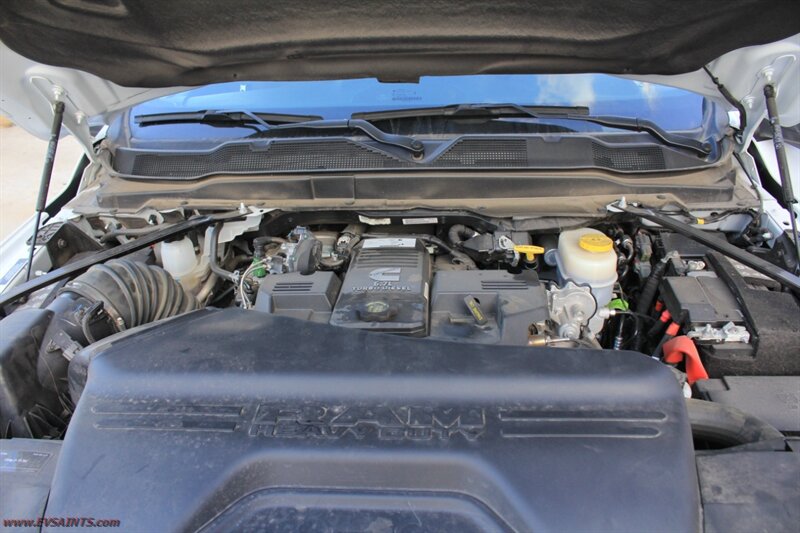 2024 RAM 3500 Tradesman - Photo 25 - Rialto, CA 92376-8618