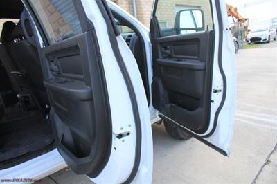 2024 RAM 3500 Tradesman - Photo 15 - Rialto, CA 92376-8618