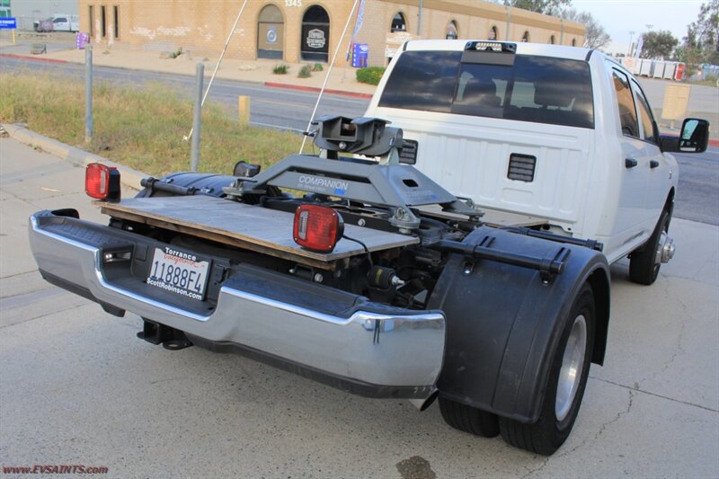 2024 RAM 3500 Tradesman - Photo 7 - Rialto, CA 92376-8618