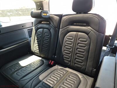 2025 Rivian R1S Adventure - Photo 13 - Rialto, CA 92376-8618