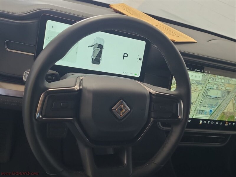 2025 Rivian R1S Adventure - Photo 9 - Rialto, CA 92376-8618