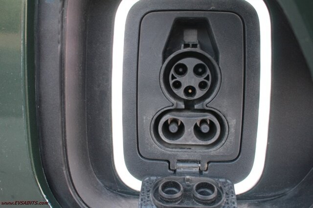 2023 Rivian R1S Adventure AWD - Photo 24 - Rialto, CA 92376-8618