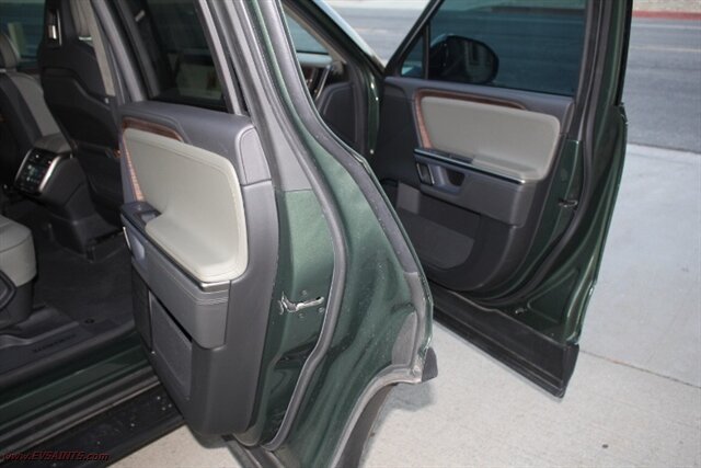 2023 Rivian R1S Adventure AWD - Photo 10 - Rialto, CA 92376-8618