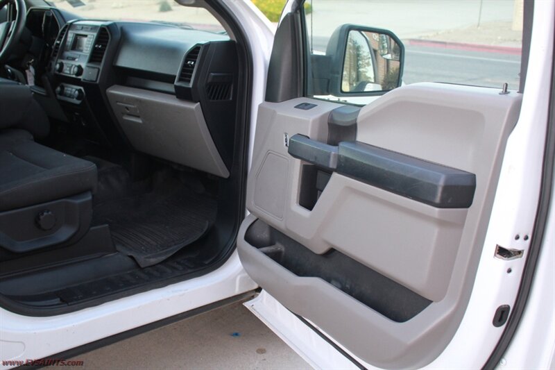 2019 Ford F-150 XLT We Finance Commercial Vehicles - Photo 10 - Rialto, CA 92376-8618