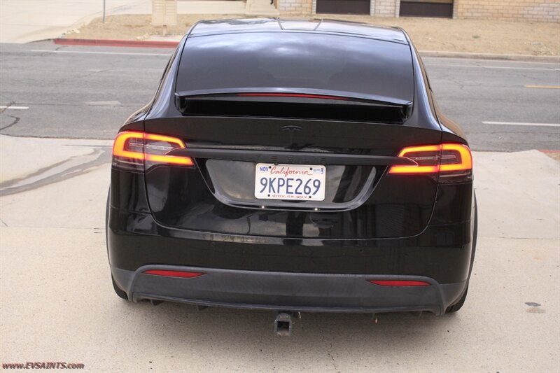 2021 Tesla Model X Long Range Plus   - Photo 6 - Rialto, CA 92376-8618