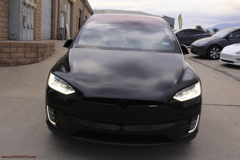 2021 Tesla Model X Long Range Plus   - Photo 2 - Rialto, CA 92376-8618