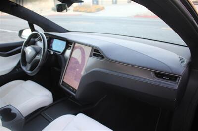 2018 Tesla Model X P100D Ludicrous   - Photo 10 - Rialto, CA 92376-8618