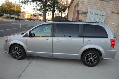 2018 Dodge Grand Caravan GT  EASY FINANCE - Photo 4 - Rialto, CA 92376-8618