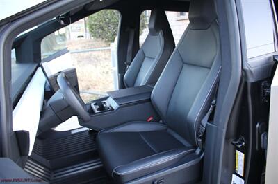 2024 Tesla Cybertruck Foundation AWD   - Photo 2 - Rialto, CA 92376-8618