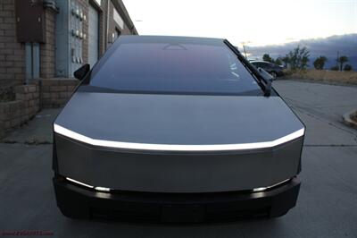 2024 Tesla Cybertruck Foundation AWD   - Photo 7 - Rialto, CA 92376-8618
