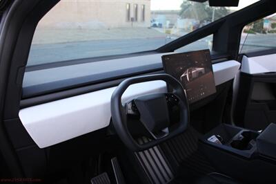 2024 Tesla Cybertruck Foundation AWD   - Photo 22 - Rialto, CA 92376-8618