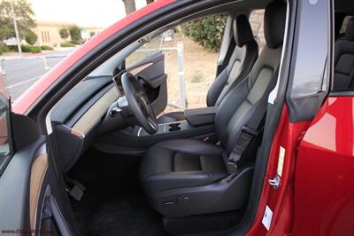 2023 Tesla Model Y Long Range  EV Rebate - Finance - Warranty - Photo 11 - Rialto, CA 92376-8618