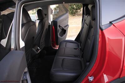 2023 Tesla Model Y Long Range  EV Rebate - Finance - Warranty - Photo 12 - Rialto, CA 92376-8618