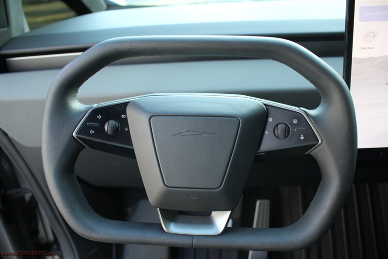 2024 Tesla Cybertruck Foundation AWD WARRANTY - FINANCING - Photo 10 - Rialto, CA 92376-8618
