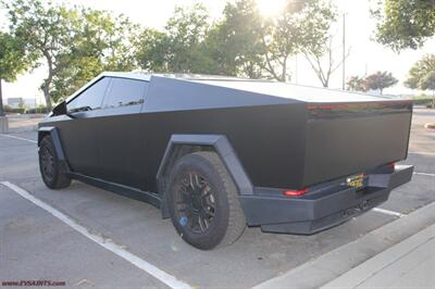 2024 Tesla Cybertruck Foundation AWD WARRANTY - FINANCING - Photo 7 - Rialto, CA 92376-8618
