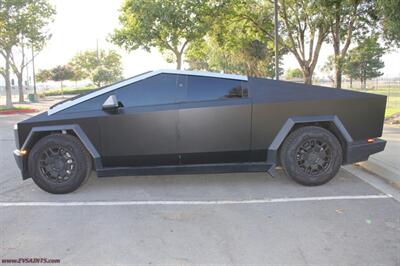 2024 Tesla Cybertruck Foundation AWD WARRANTY - FINANCING - Photo 4 - Rialto, CA 92376-8618