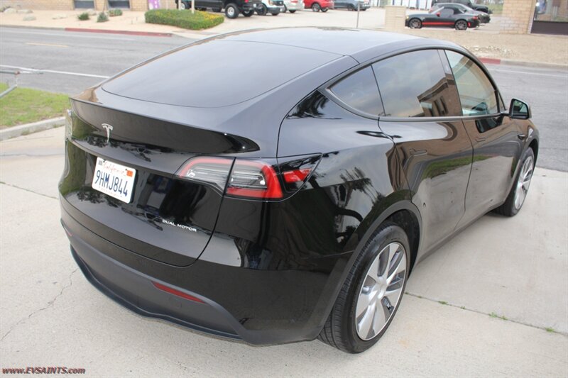 2023 Tesla Model Y AWD - Photo 7 - Rialto, CA 92376-8618
