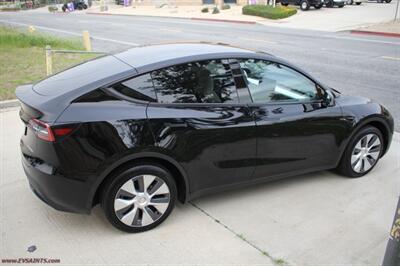 2023 Tesla Model Y AWD - Photo 9 - Rialto, CA 92376-8618