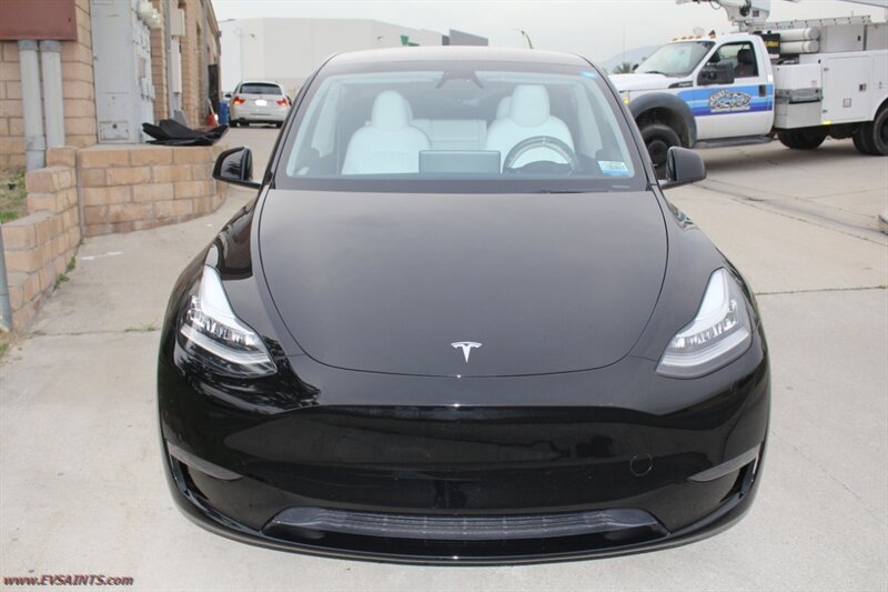 2023 Tesla Model Y AWD - Photo 3 - Rialto, CA 92376-8618
