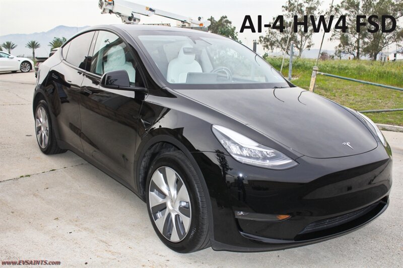 2023 Tesla Model Y AWD   - Photo 1 - Rialto, CA 92376-8618