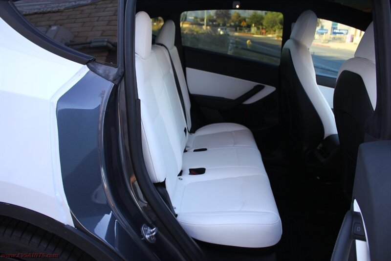 2022 Tesla Model Y Performance  Fully Paid FSD: Warranty: Financing - Photo 12 - Rialto, CA 92376-8618