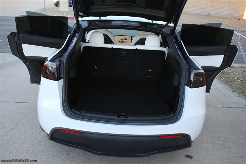 2022 Tesla Model Y Performance  Fully Paid FSD: Warranty: Financing - Photo 16 - Rialto, CA 92376-8618