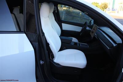 2022 Tesla Model Y Performance  Fully Paid FSD: Warranty: Financing - Photo 13 - Rialto, CA 92376-8618