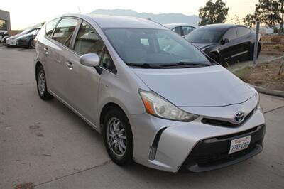 2017 Toyota Prius v Three  Finance Available - Photo 5 - Rialto, CA 92376-8618