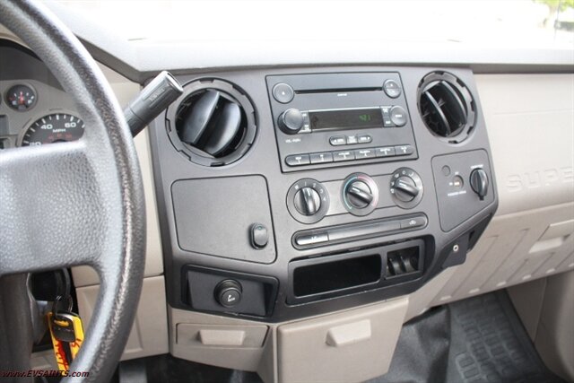 2008 Ford F-250 XL With Tommy Lift Gate - Photo 22 - Rialto, CA 92376-8618
