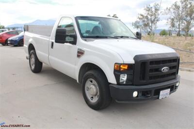 2008 Ford F-250 XL  With Tommy Lift Gate Truck
