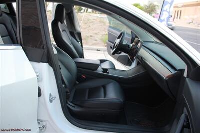 2020 Tesla Model 3 Standard Range Plus - Photo 14 - Rialto, CA 92376-8618