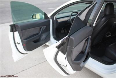 2020 Tesla Model 3 Standard Range Plus - Photo 11 - Rialto, CA 92376-8618