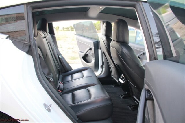 2020 Tesla Model 3 Standard Range Plus - Photo 13 - Rialto, CA 92376-8618