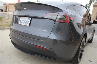 2022 Tesla Model Y Performance  WARRANTY - FINANCING - Photo 12 - Rialto, CA 92376-8618