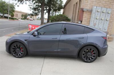 2022 Tesla Model Y Performance  WARRANTY - FINANCING - Photo 5 - Rialto, CA 92376-8618