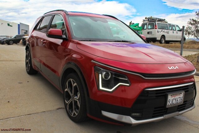 2023 Kia Niro EX Touring Finance Available - Photo 2 - Rialto, CA 92376-8618