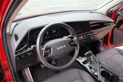 2023 Kia Niro EX Touring Finance Available - Photo 15 - Rialto, CA 92376-8618