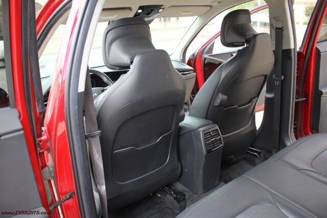 2023 Kia Niro EX Touring Finance Available - Photo 13 - Rialto, CA 92376-8618